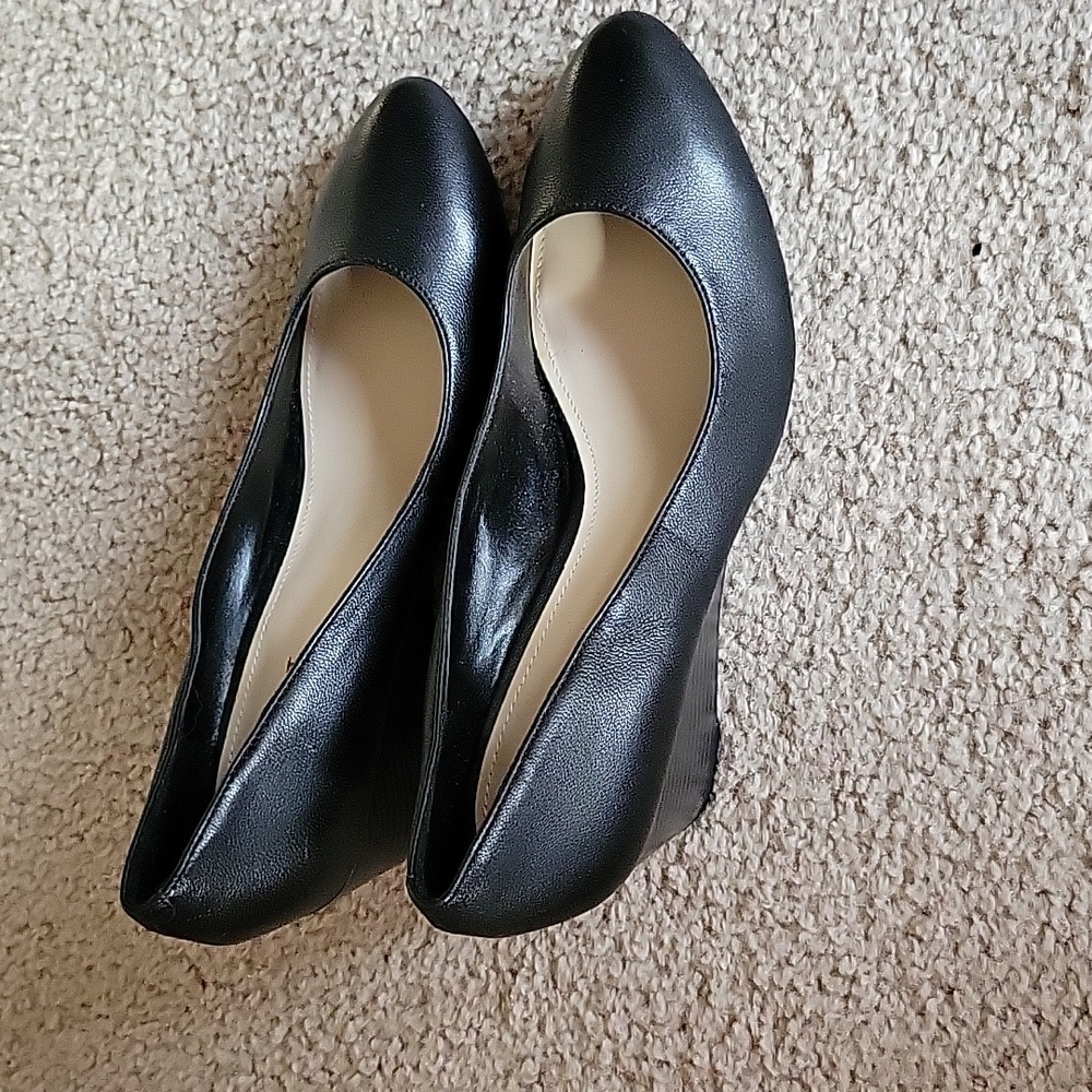 NWOT Nine West Jazzin wedge shoes, size 8.5, black